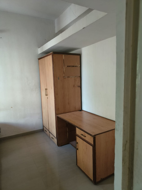 2 BHK Flat for Rent in Ashirvad Complex – Prime Location Near Sola Overbridge!-1