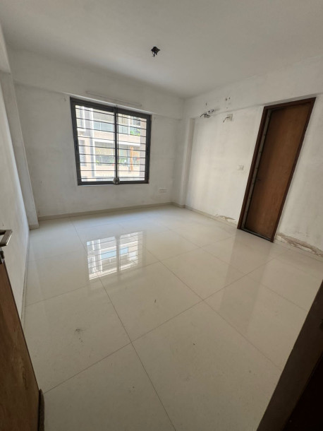 Spacious 3 BHK Flat for Rent in Arise Floris, Gota – Ideal for Families!-3