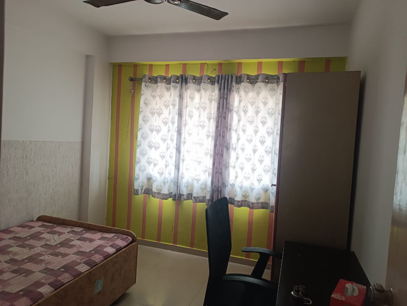 Fully Furnished 2 BHK Flat for Rent in Chandkheda – All-Inclusive!-4