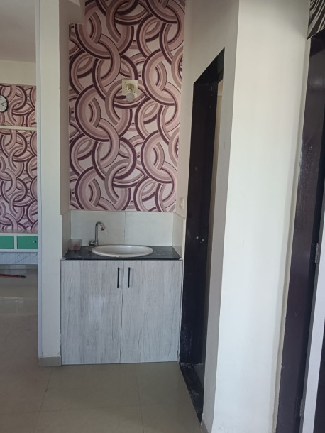 Fully Furnished 2 BHK Flat for Rent in Chandkheda – Prime Location!-3