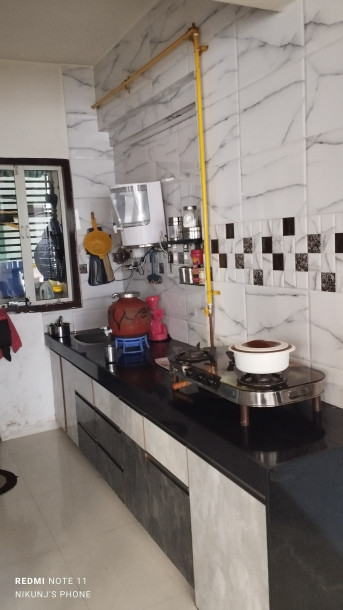 Fully Furnished 2 BHK Flat for Rent Opp. UGVCL Office, Gota – Family Only!-5