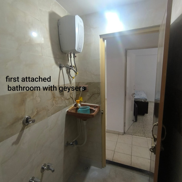 Fully Furnished 2 BHK Apartment for Rent in Sagar Samrat – Prime Location!-7