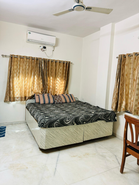 Spacious 3 BHK for Rent in Premchandnagar, Bodakdev – Prime Location!-17