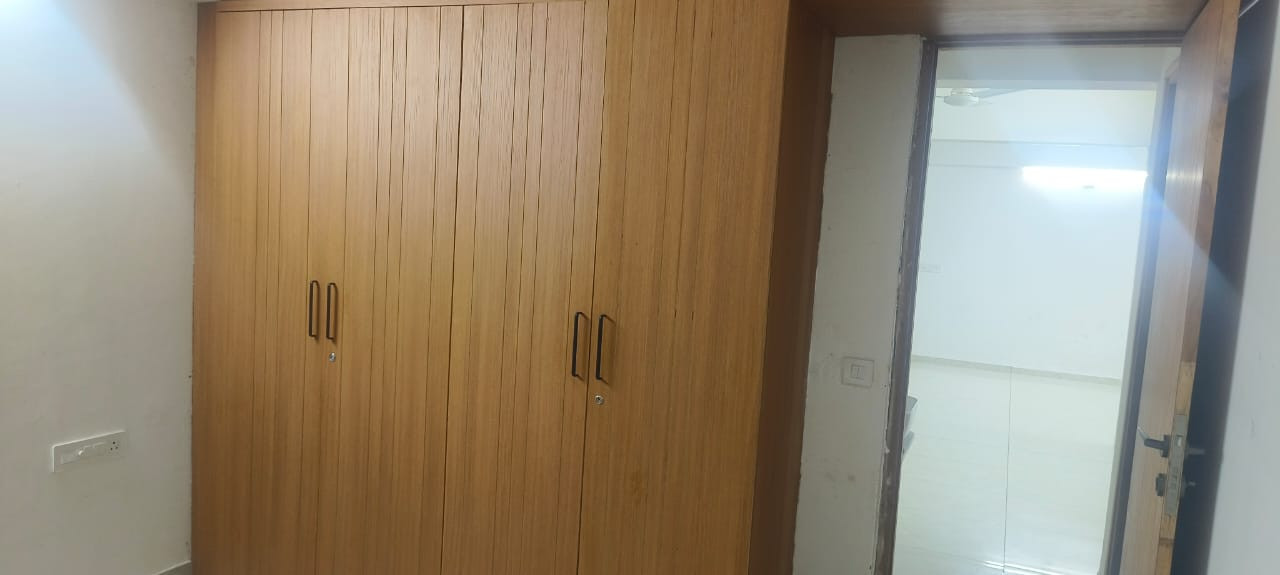 Spacious 3 BHK Apartment for Rent in Zundal – Affordable & Convenient!-1